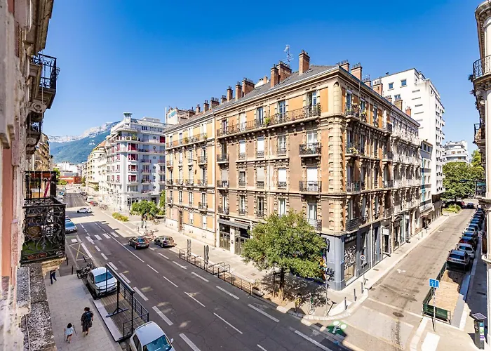 T2 Cosy, Calme, Coeur De דירה *